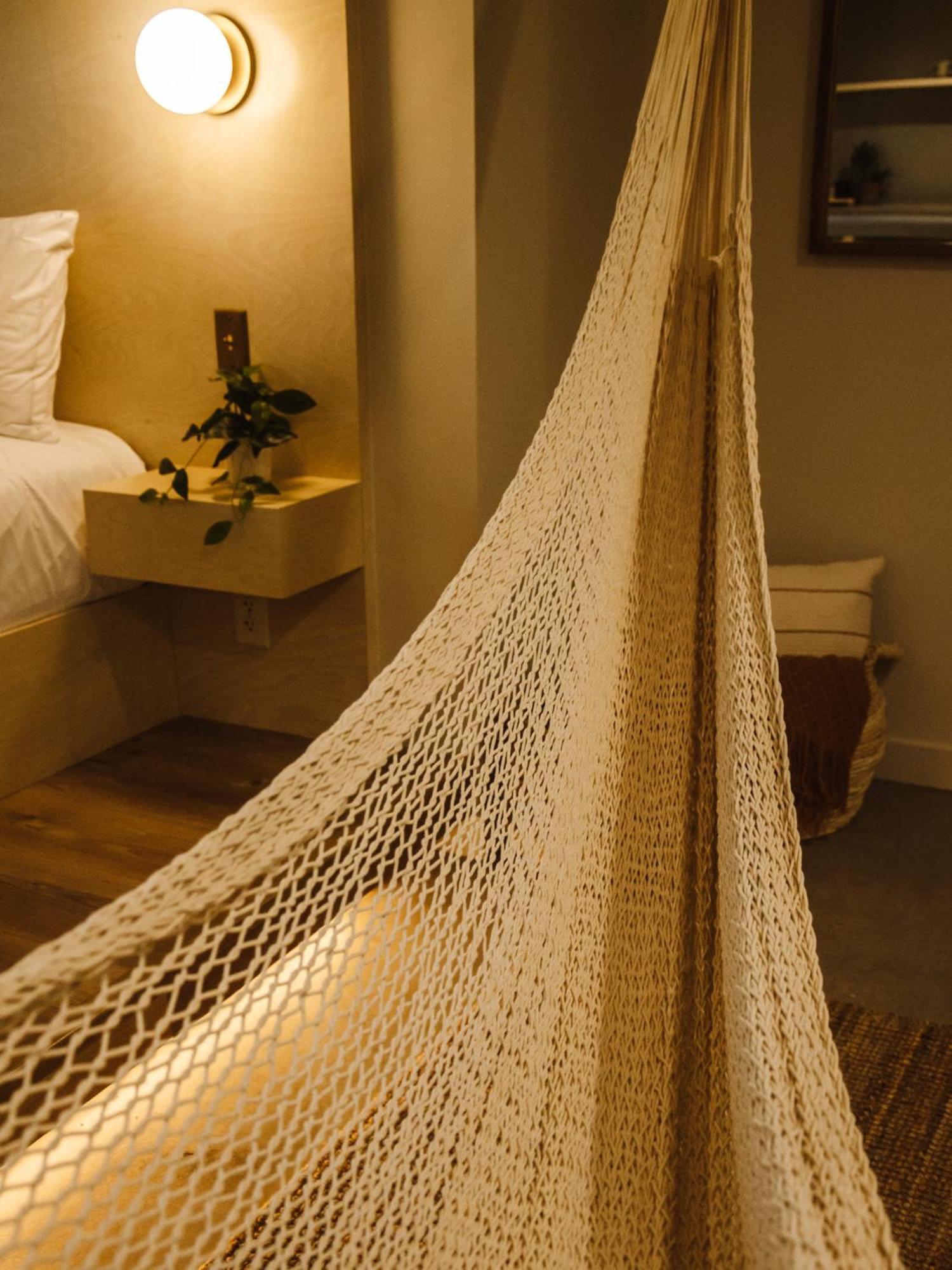 Brut Hotel تولسا المظهر الخارجي الصورة